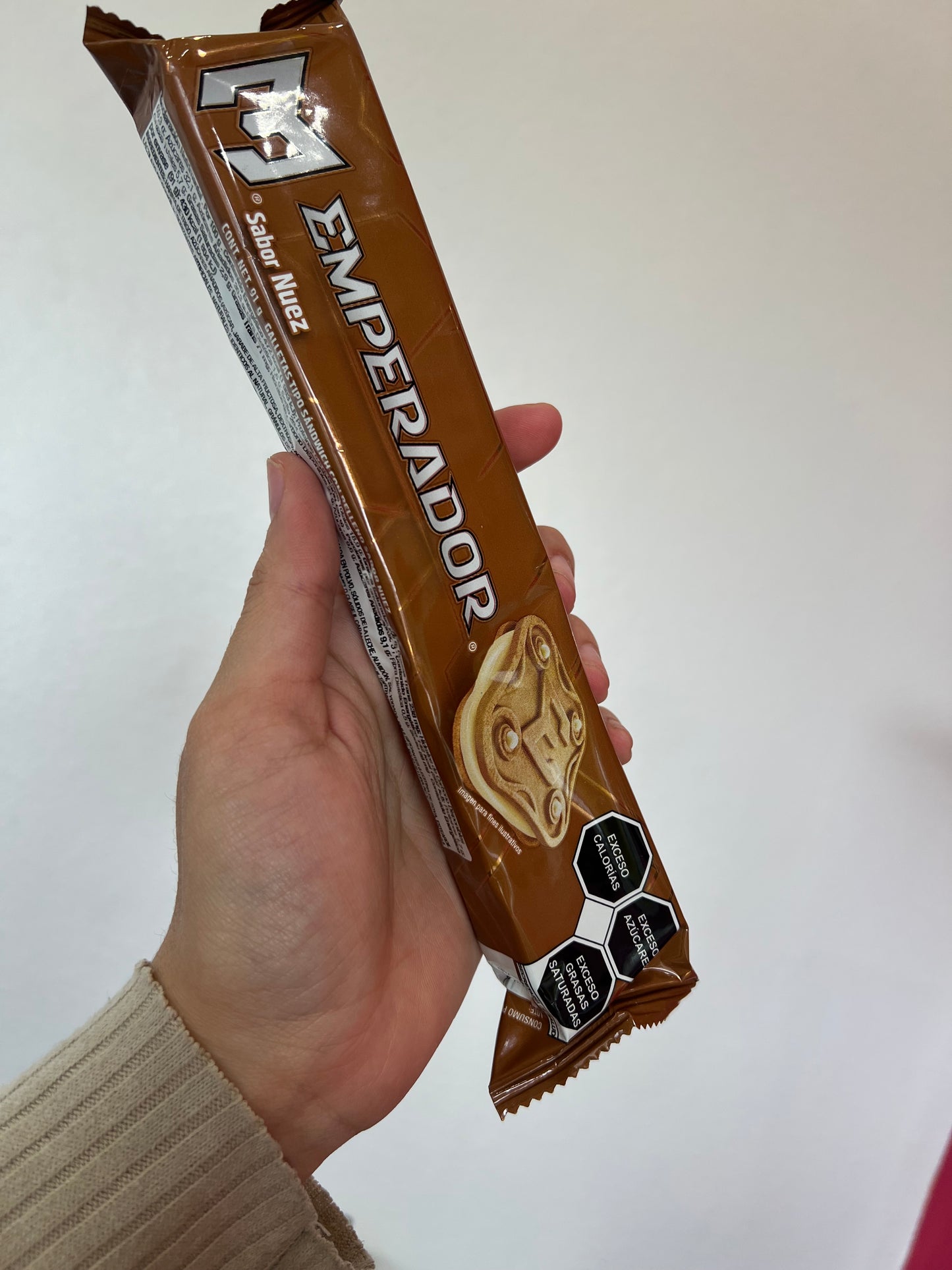 EMPERADOR DE NUEZ