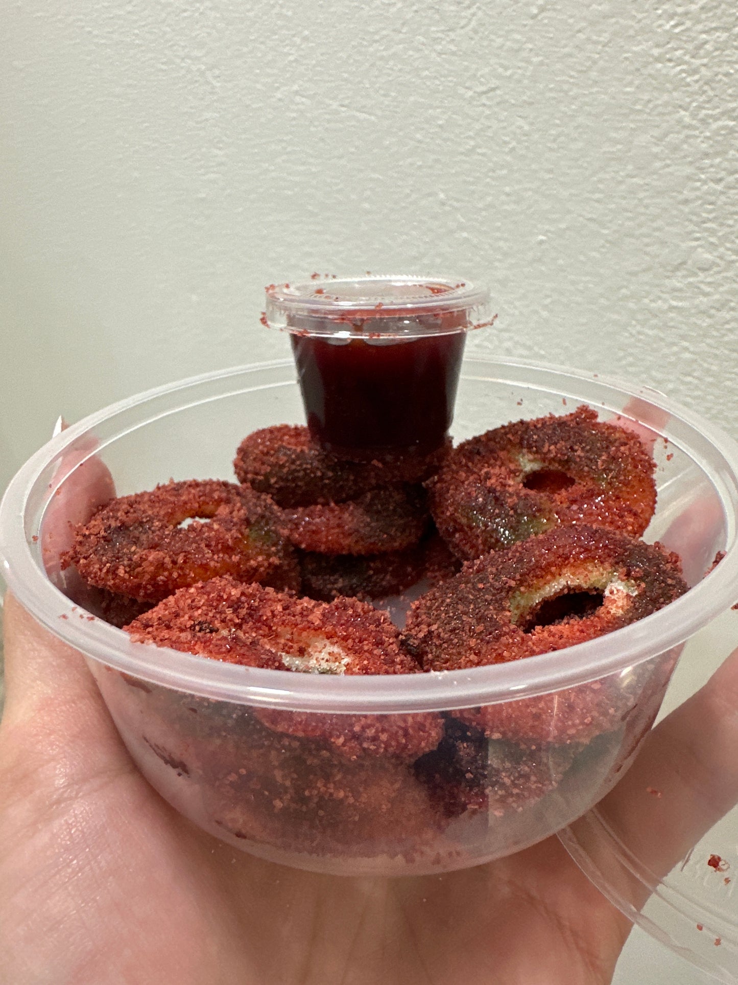 Gomitas escarchadas con chamoy